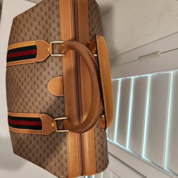 Vintage Gucci GG Luggage Set with Stripes - Picture 13 of 16